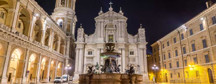 Loreto, Piazza del Santuario